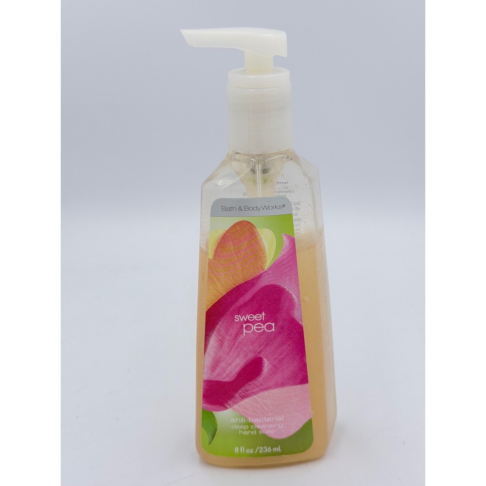 Bath & Body Works Sweet Pea Deep Cleansing Hand Soap‎ 8oz Vintage 2013